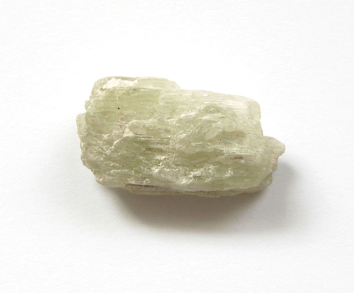 Zelený kunzit - hiddenit - Afghanistán (56)