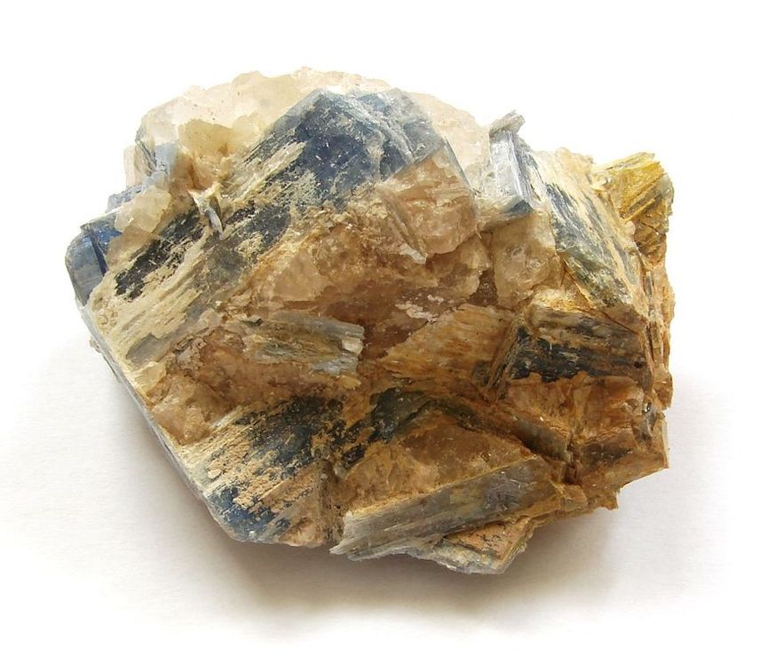 Kyanit - Brazílie (121)