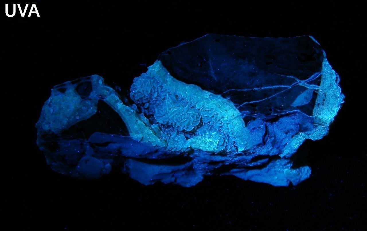 UV-minerál dolomit - Velké Němčice (31)