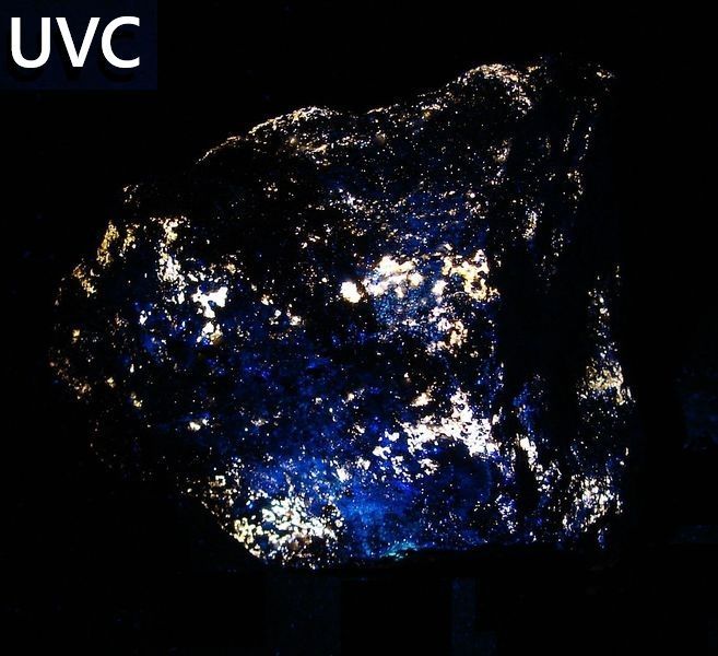 UV - minerál sfalerit - Zlaté Hory (13)